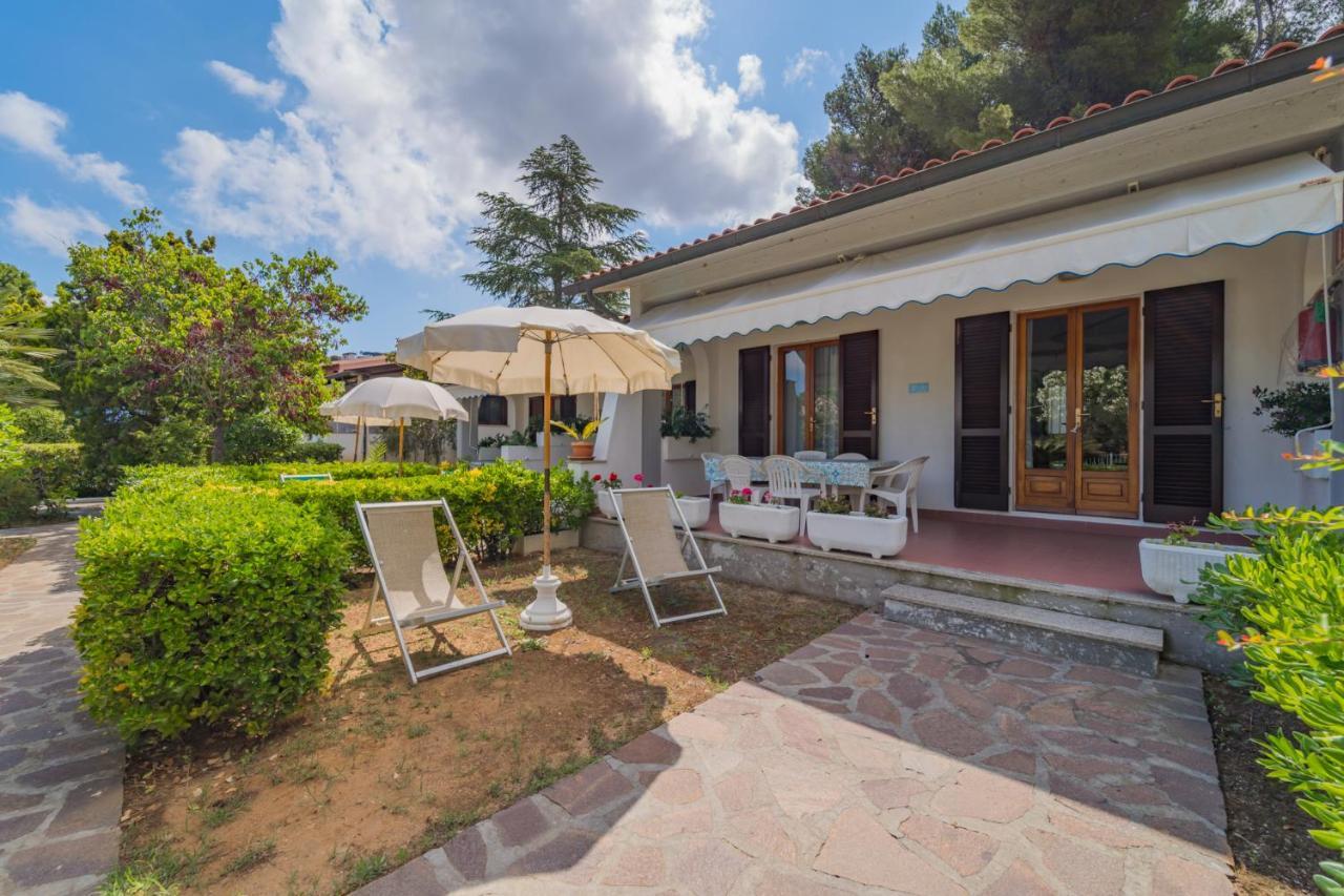 Residence Baia Delle Grazie Casa Morcone Exteriér fotografie